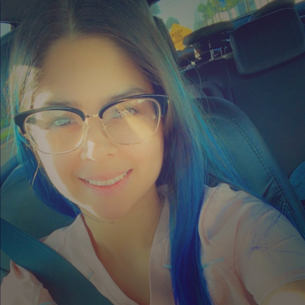 Meet your Posher, Krissia